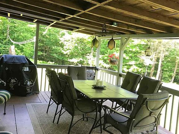 4th image of 76 Sacandaga Ave