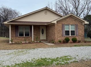 482 Main St, Friendship, TN 38034