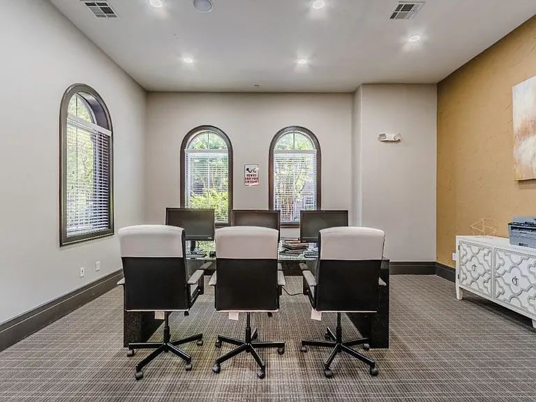 District at Greenville Apartments — Photo 27
