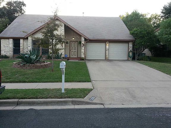 3rd image of 1203 Doonesbury Dr