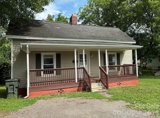 829 Spruce St, Mooresville, NC 28115