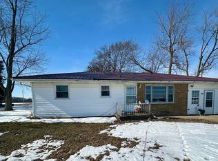 7211 N Saint Marie Rd, Olney, IL 62450