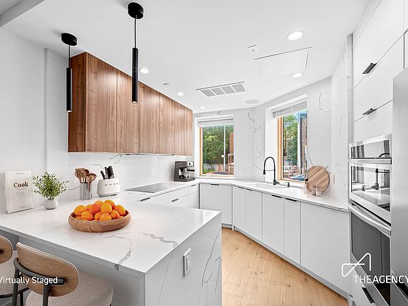 4th image of 545 Lexington Ave #1