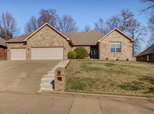 2531 E Old Ivy Street, Springfield, MO 65804
