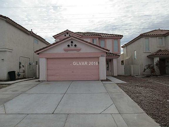 2nd image of 811 Plantain Lily Ave