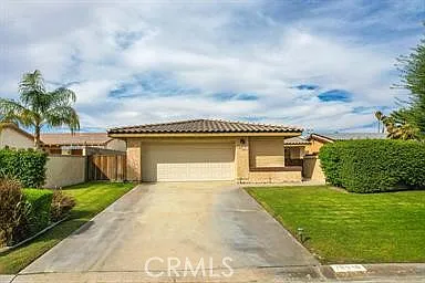 3 bed, 1477 sqft, $3,400 — Photo 1
