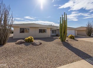 9624 W Glen Oaks Cir, Sun City, AZ 85351
