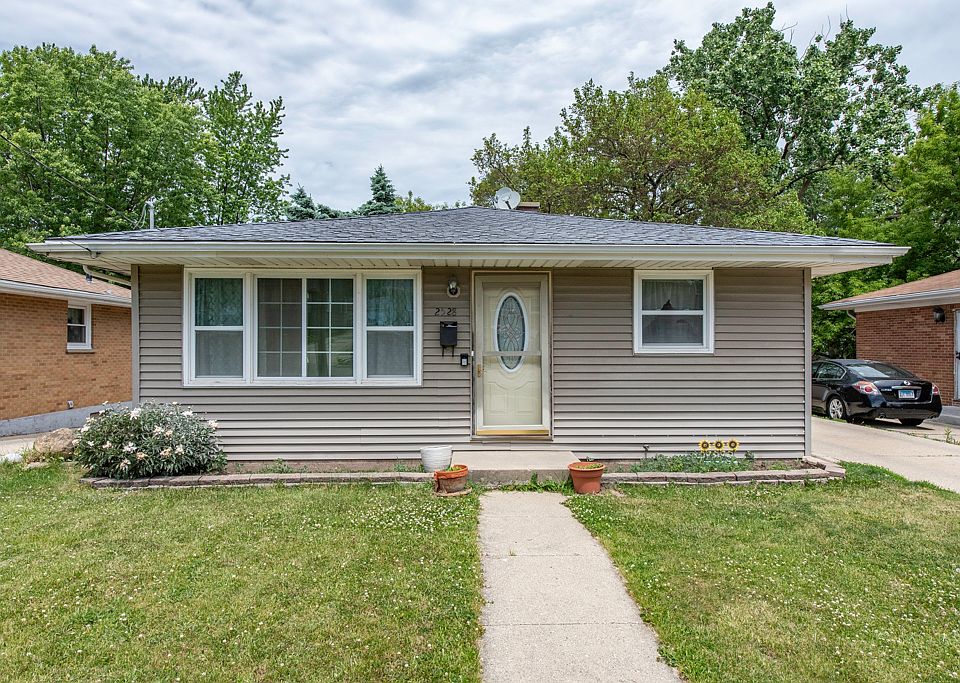 1st image of 2528 Lucia Ave