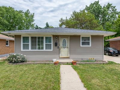 2528 Lucia Ave, Waukegan, IL, 60085