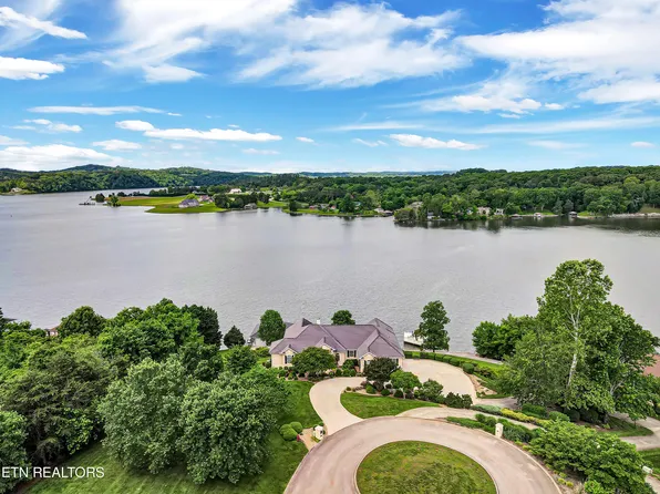 1325 Windridge Rd, Friendsville, TN 37737