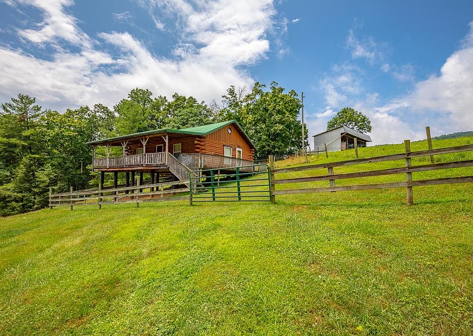 1st image of 2764 Shady Branch Cir