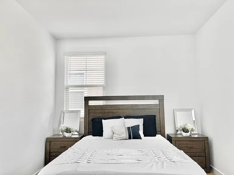 9906 E Texas Ave — Photo 15