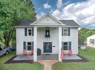 715 W H St, Elizabethton, TN 37643