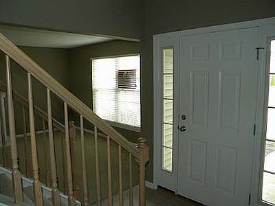 3rd image of 3406 Jones Dr