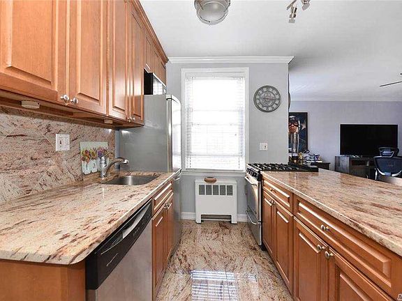 2nd image of 70 S Park Ave APT 215