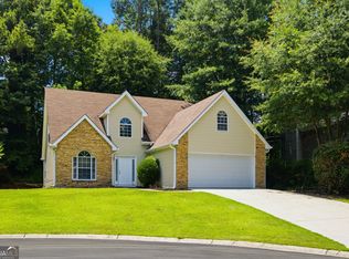 5482 Riverside Dr, Sugar Hill, GA 30518