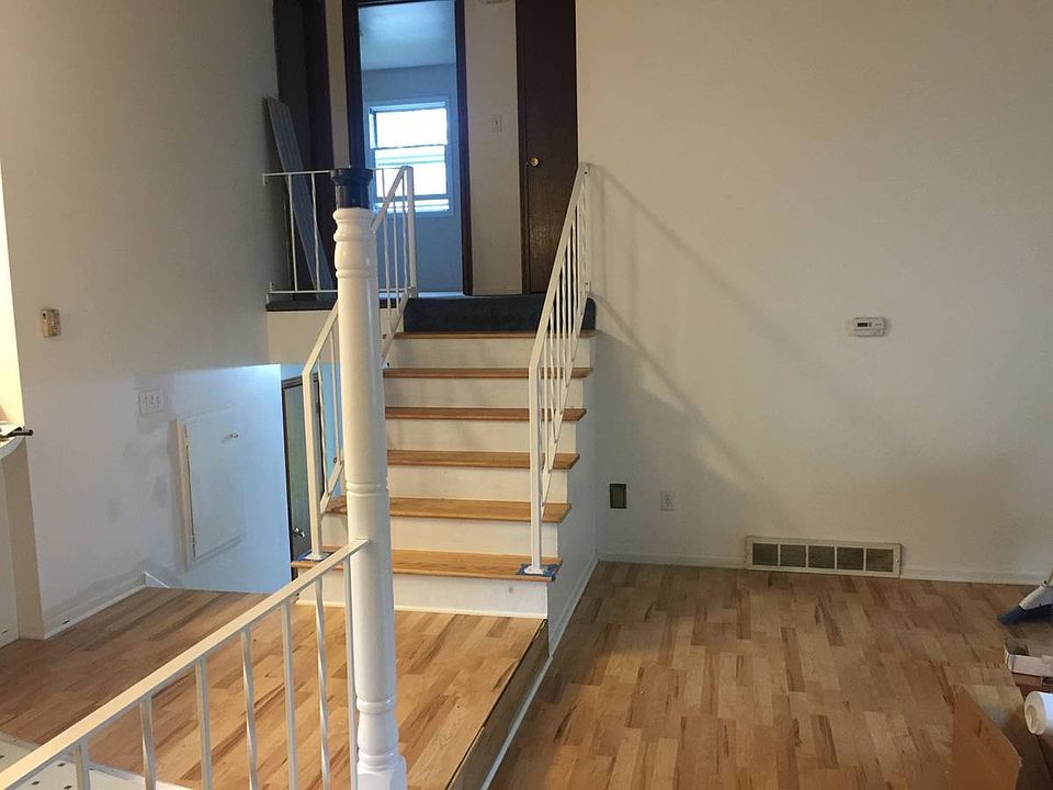 1st image of 5832 Christie Ave SE