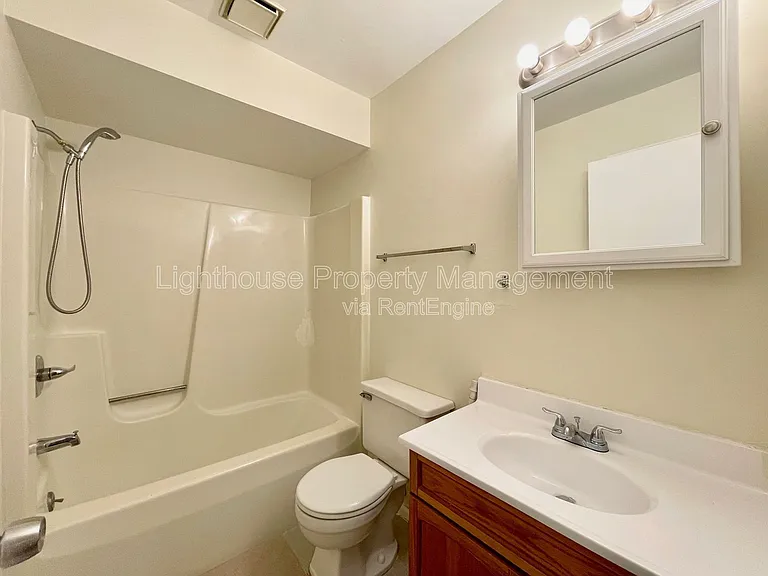 2972 Vineland Ave SE — Photo 11