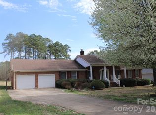 225 Roger Dr, Salisbury, NC 28147