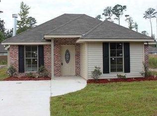 808 Fay St, Mandeville, LA 70448