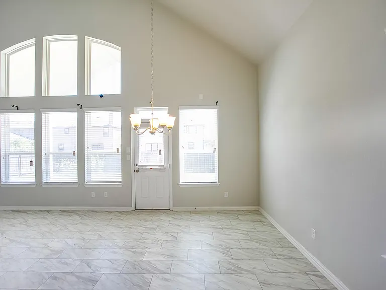 8049 Arezzo Dr — Photo 13