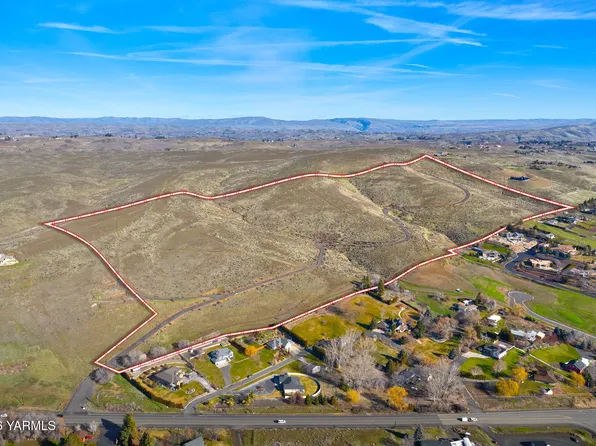 10725 Summitview Rd, Yakima, WA 98908