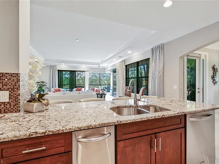 2764 Tiburon Blvd E #3101 — Photo 25