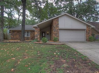 322 W 32nd St, Sand Springs, OK 74063