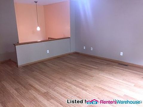 3rd image of 602 Sommers St N #B