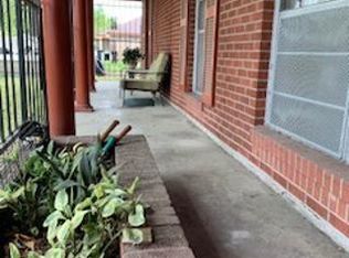 10533 Kelburn Dr, Houston, TX 77016