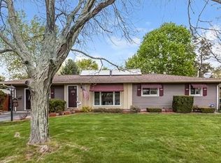 34 Abington Ave, Holbrook, MA 02343