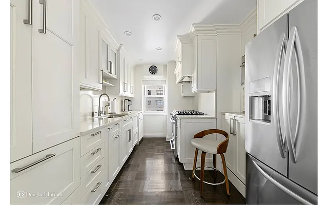 Sold by Douglas Elliman | media 14