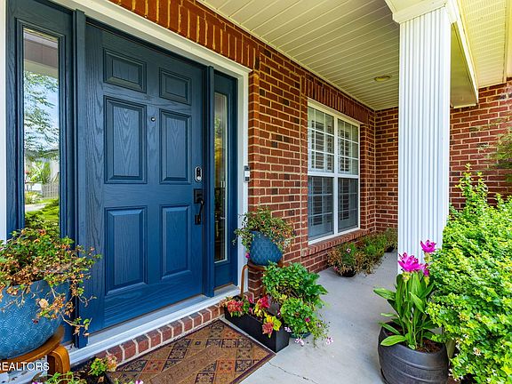 5th image of 9211 Sway Branch Ln