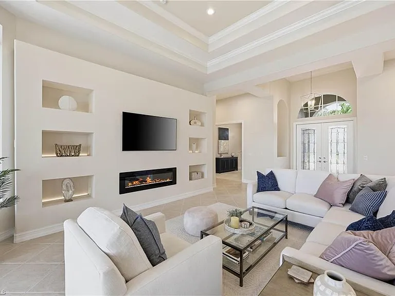 8950 Shenendoah Cir — Photo 27