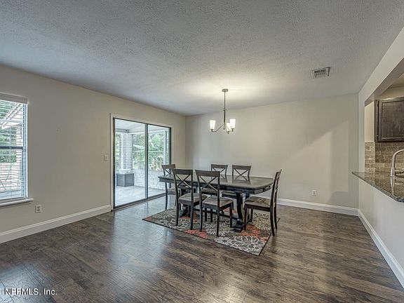 4th image of 3916 Stillwood Dr