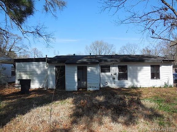 4th image of 3041 Amherst St