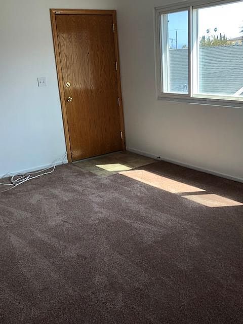 1st image of 319 E Tamarack Ave #6