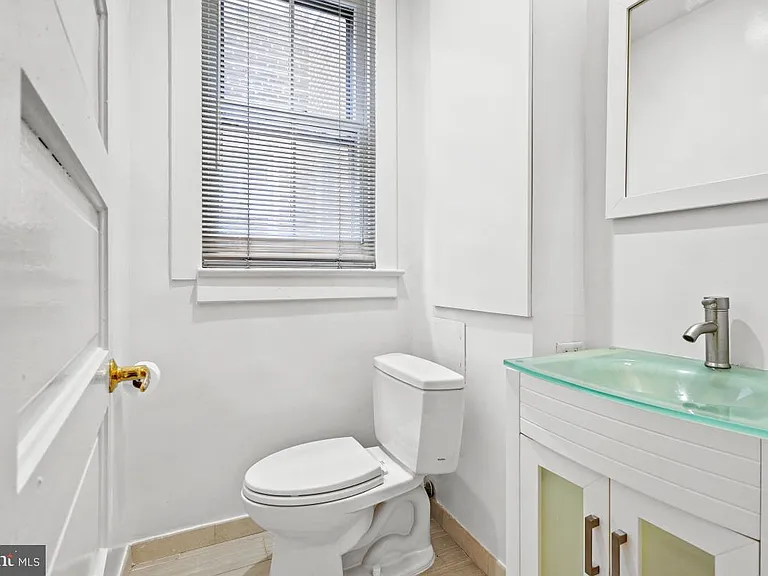 1411 King St #A — Photo 21