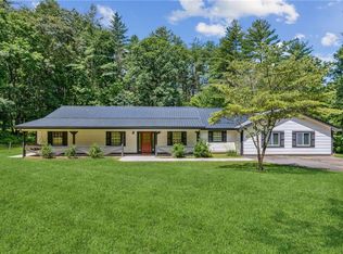 435 Dogwood Way, Blue Ridge, GA 30513