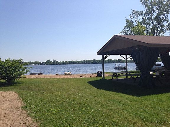 Bass Lake