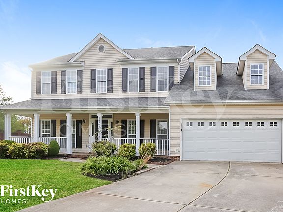 2nd image of 10203 Fairbourne Ct