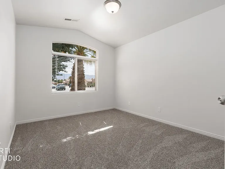 161 Burns Ln — Photo 17