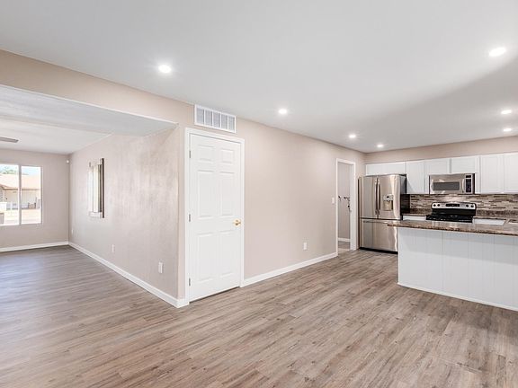 2nd image of 2211 N 53rd Ave