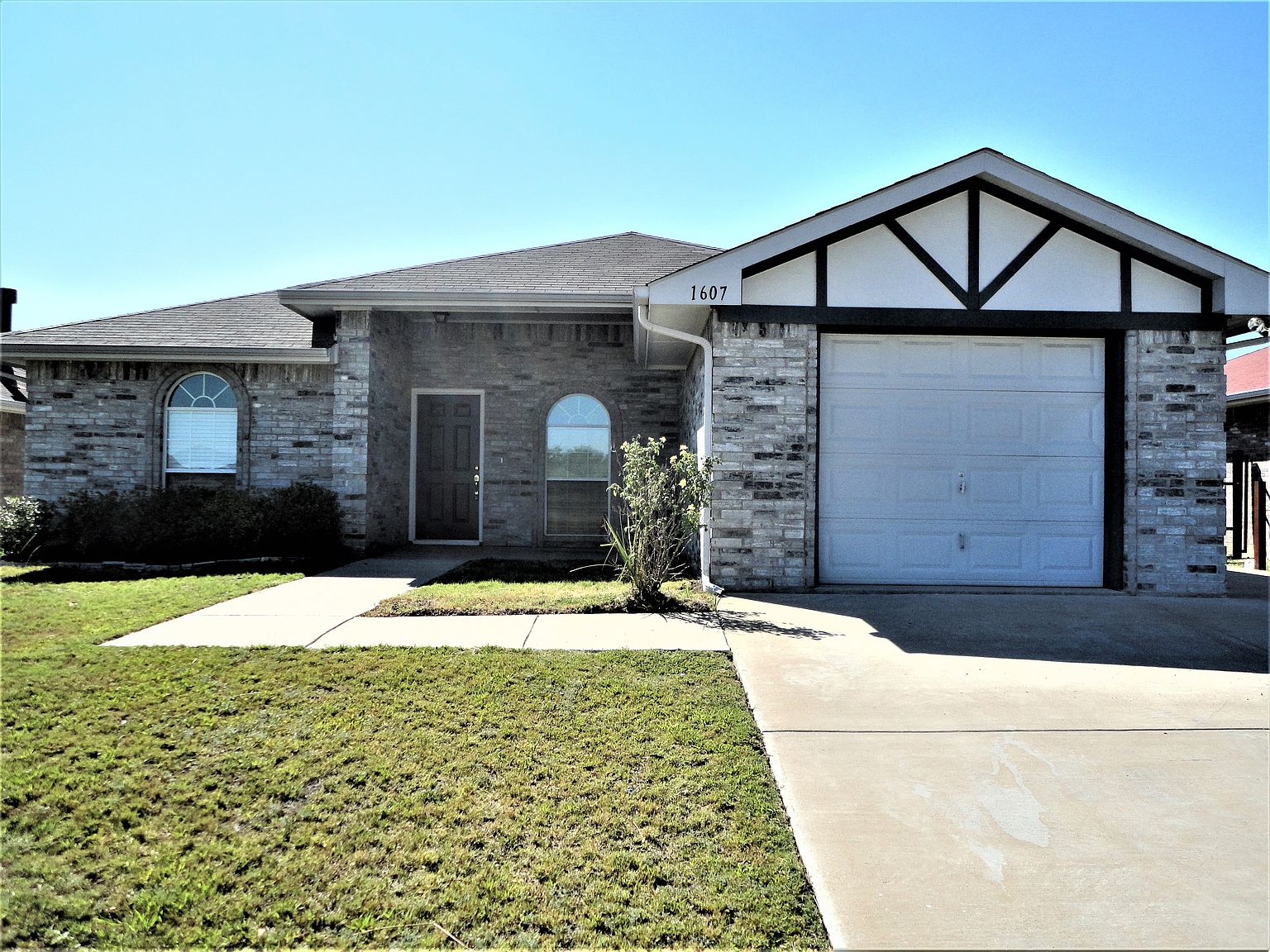 1607 Tampa Bay Dr, Dallas, TX 75217 | Zillow