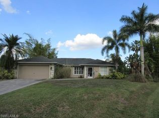 2304 Queen Dr, Lehigh Acres, FL 33971