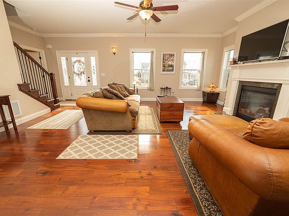 5th image of 1845 Marigold Cir