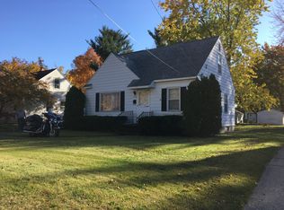 906 40th St SW, Wyoming, MI 49509