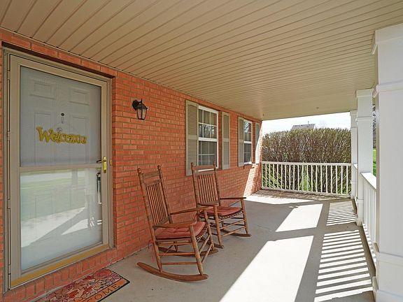 3rd image of 6183 Glennstone Ct