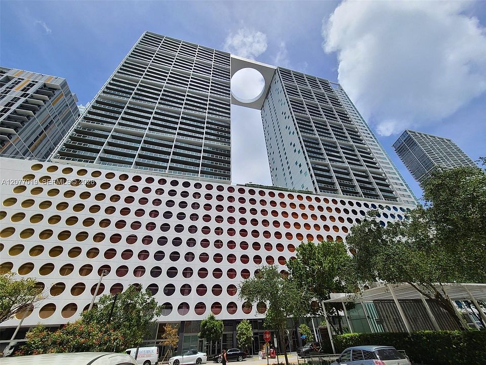 1st image of 55 SE 6th St APT 4106
