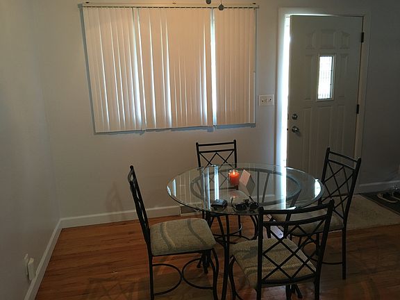 4th image of 845 W Avon Ln